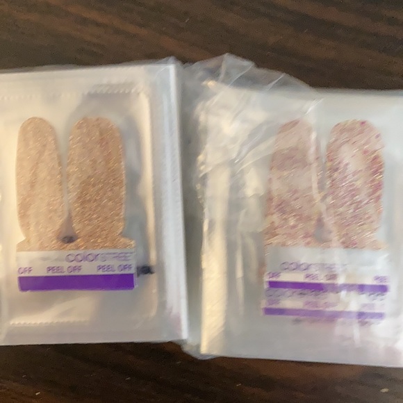 💅🏽NWOT Color Street Nail Polish Strips🌈 - Picture 6 of 6